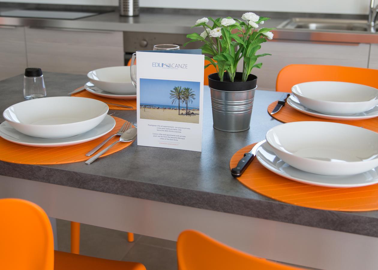 Ville Edilia Vacanze Marina di Ragusa Ngoại thất bức ảnh